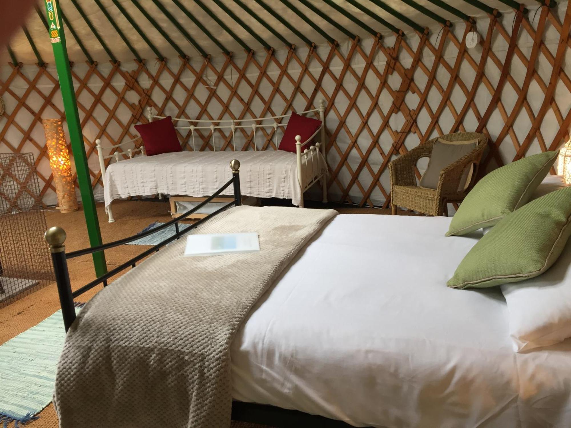 Готель Caalm Camp Stour Provost Екстер'єр фото