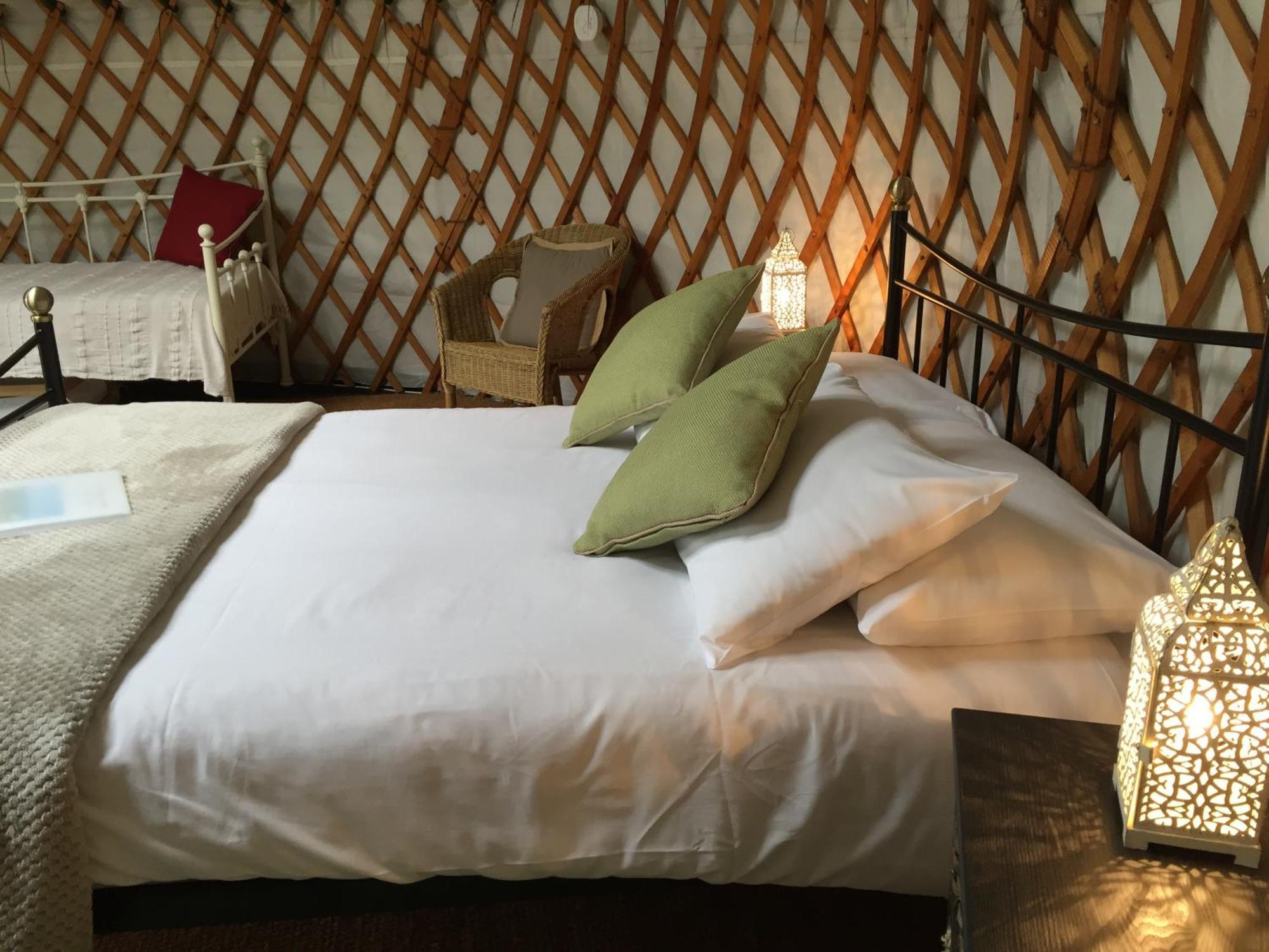 Готель Caalm Camp Stour Provost Екстер'єр фото